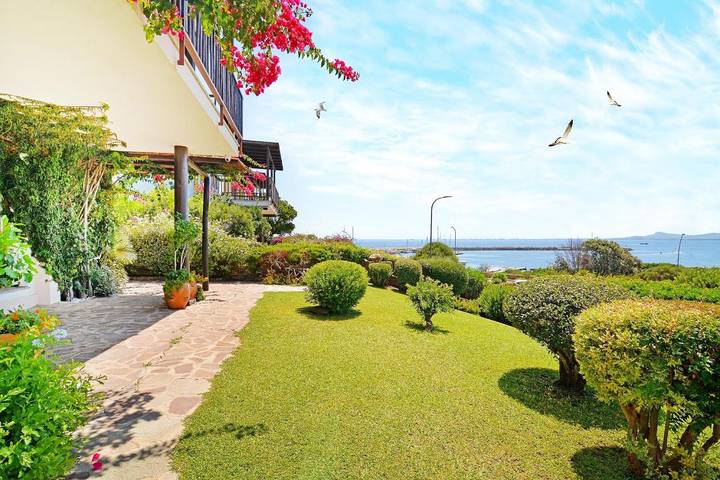 Maison d’hôte pour 2 personnes, avec jardin et vue à Stintino - 2