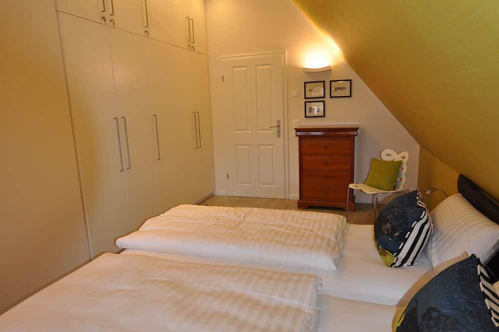 Ganze Wohnung, Ferienwohnung \" Strandrose\" an der Ostsee, free Wlan, Strandkorb - Seaside - in Rosenhagen, Dassow