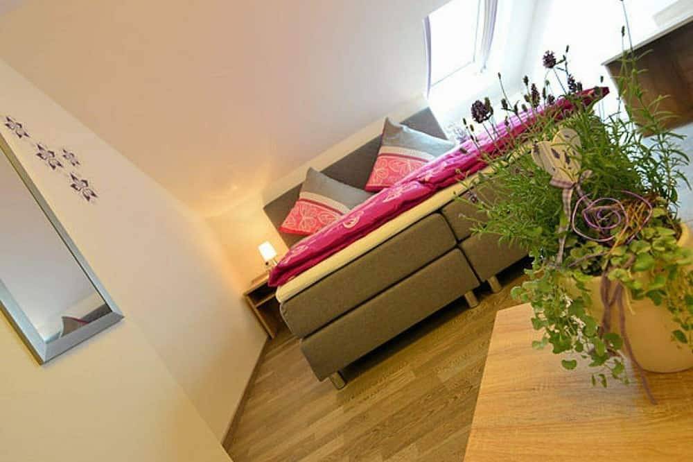 Doppelzimmer mit großen Balkon - Das Arni's in Mehlmeisel, Landkreis Bayreuth