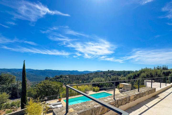 Villa pour 8 personnes, avec jardin et piscine à Montauroux