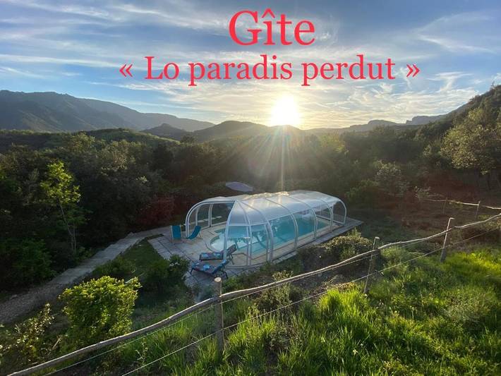 Gîte pour 5 personnes, avec piscine et jardin dans Saint-Geniès-de-Varensal