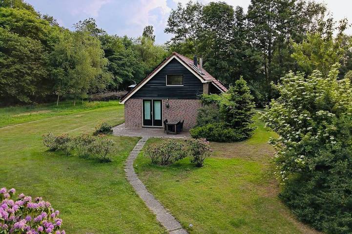 Ferienhaus für 2 Personen, mit Garten und Terrasse, mit Haustier - 1