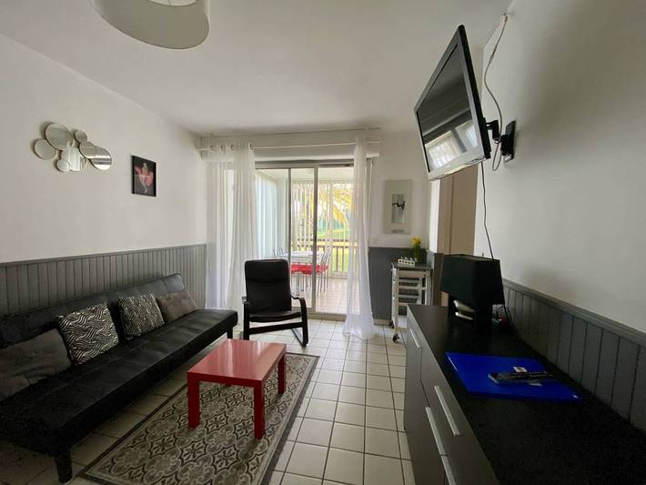 Studio entier, Studio 2 personnes, terrasse fermée, animaux tolérés, proche parking – Cambo-les-Bains in Cambo-les-Bains, Région de Bayonne