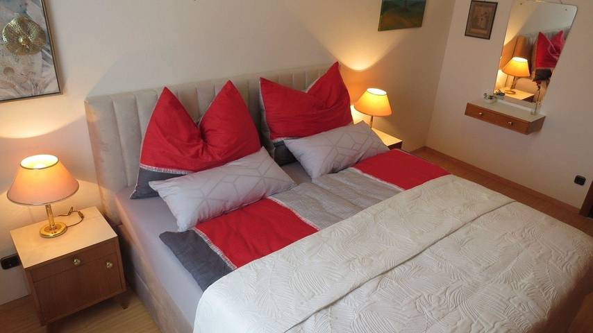 Ferienwohnung für 5 Personen, mit Balkon in der Oststeiermark