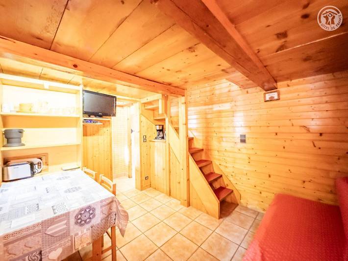 Gîte pour 2 personnes, avec terrasse, animaux acceptés à La Giettaz - 2