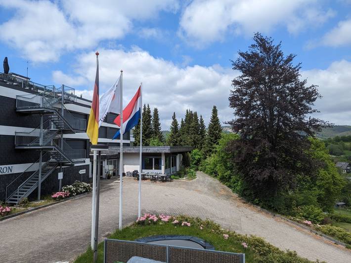 Ferienwohnung für 21 Personen, mit Terrasse und Garten sowie Whirlpool - 1