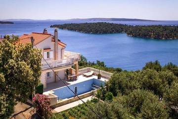 Villa für 10 Personen in Palit, Rab, Bild 1
