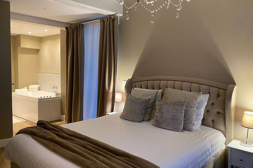 Entire apartment, A cocoon in the city: a chic and elegant Spa room in Saint-Aquilin-de-Pacy, Évreux region