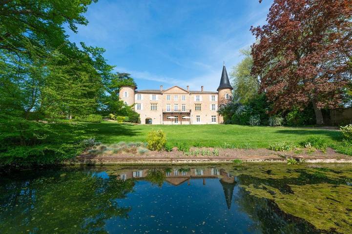 Location de vacances pour 4 personnes, avec Jardin et Vue à Blacé
