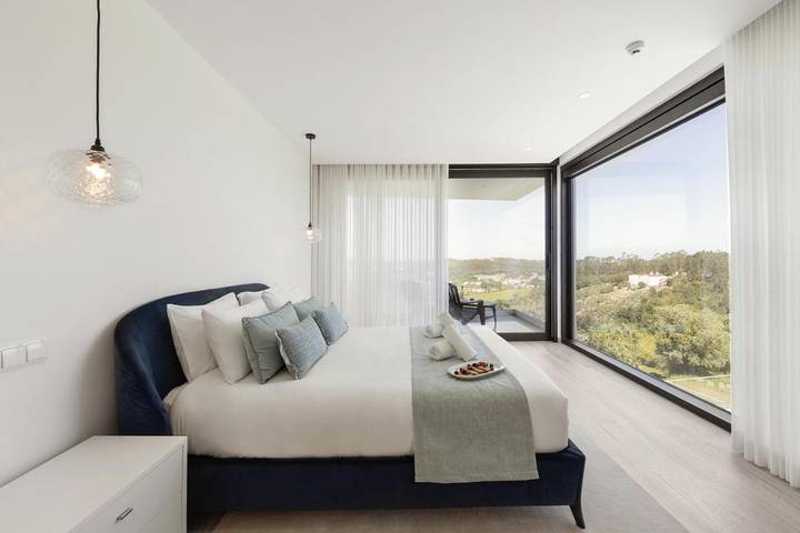 Location de vacances pour 8 personnes, avec vue ainsi que balcon et piscine à Leiria - 4