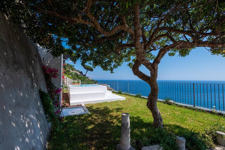 Villa Domi in Spiaggia libera Amalfi (Amalfi), Amalfi (Italia)