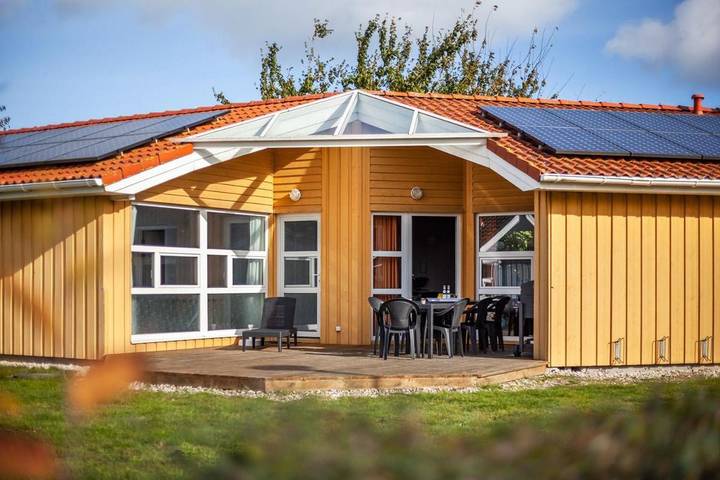 Ferienhaus für 10 Personen, mit Whirlpool und Sauna sowie Terrasse in Grömitz - 2
