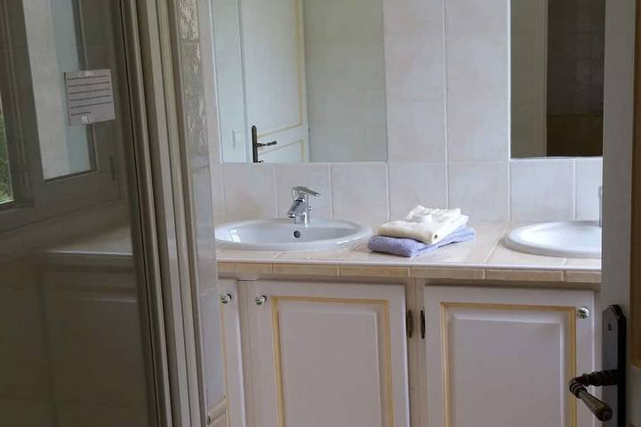 Ganze Wohnung, Ferienwohnung für 4 Personen in der hübschen Villa „Florentine“ mit privater Terrasse von 105 m2 in Saint-Paul-de-Vence, Mittelmeerküste (Frankreich)