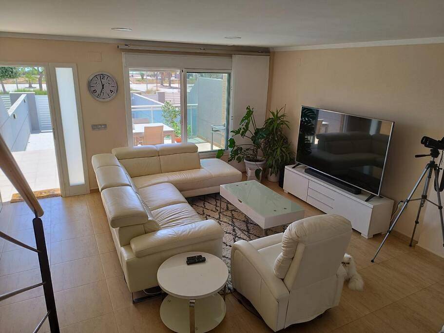Villa de lujo frente al mar in Playa de Almenara, Almenara