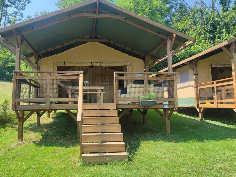 Camping Le Chanet - Lodge 4 personen - Großes Zelt Lodge Glamping 42M2 in Ornans, Doubs
