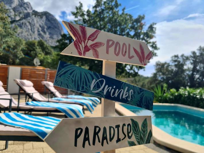 Ferienhaus für 8 Personen, mit Balkon und Terrasse sowie Garten und Pool