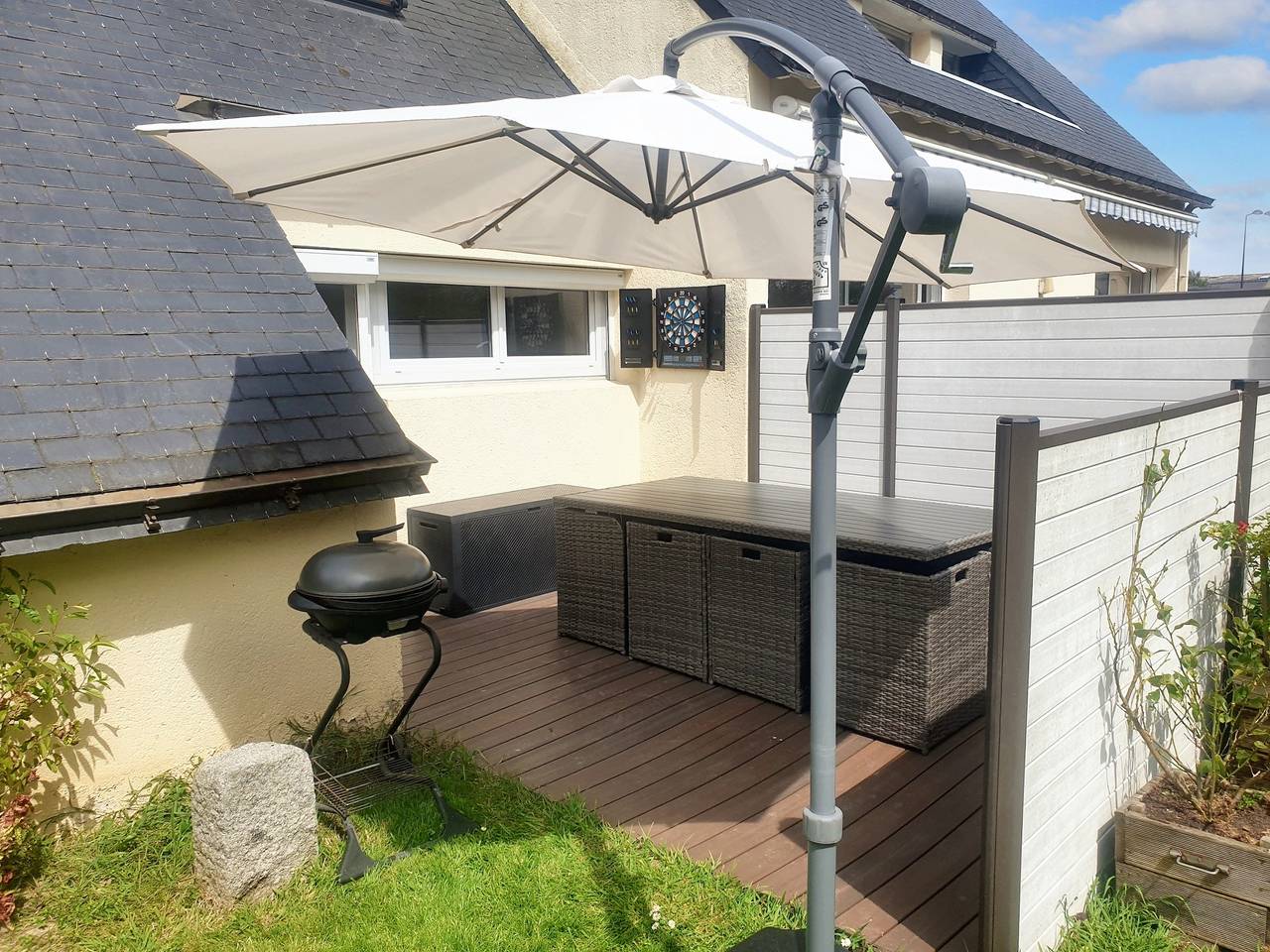 Modernes Haus in Saint-Pol-de-Léon mit privatem Garten in Saint-Pol-de-Léon, Ceinture Dorée