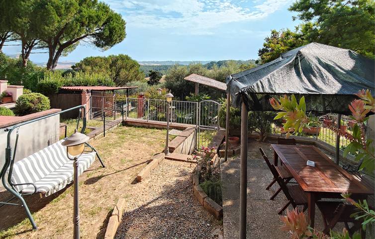 Accogliente appartamento di 90 m² con parcheggio, aria condizionata e vista sul fiume in Peccioli, Pisa e dintorni
