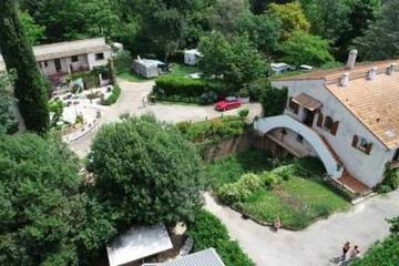 Camping pour 5 Personnes dans Roquebrune-sur-Argens, Région de Draguignan, Photo 4