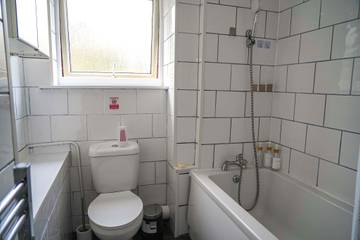 Holiday Rental for 4 People in Milton Keynes, South East England, Photo 4