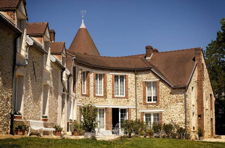 Chambre d’hôte pour 2 personnes, avec vue ainsi que jardin et terrasse à Baye (Marne)