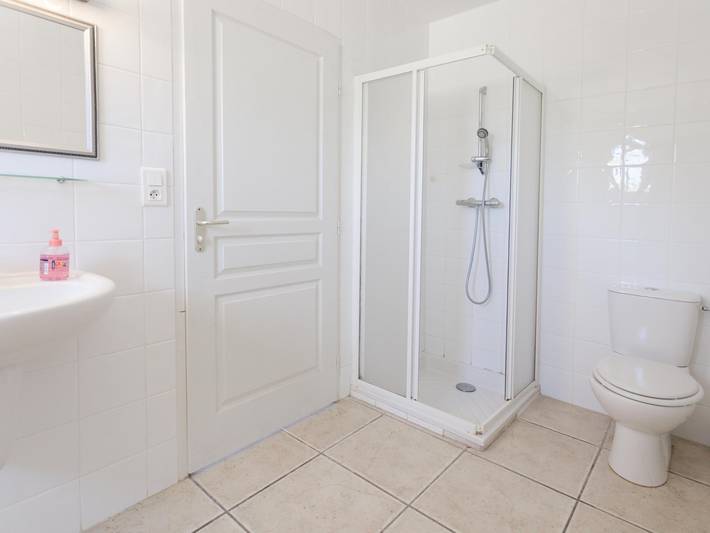 Villa für 10 Personen, mit Terrasse und Garten sowie Pool, mit Haustier in Frankreich - 4