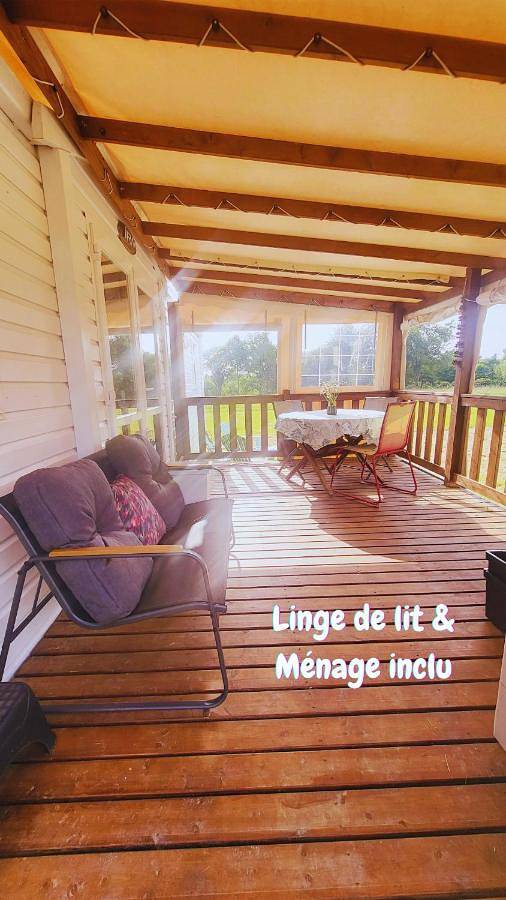 Gîte pour 4 personnes, avec jardin ainsi que vue et terrasse à Chambellay