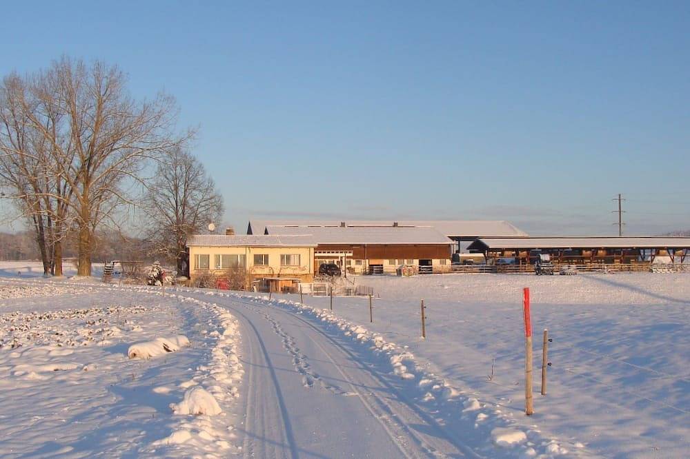 Ganze Wohnung, Erlebnis- und Biobauernhof Bolderhof, (Hemishofen) in Hemishofen, Bodensee (Schweiz)