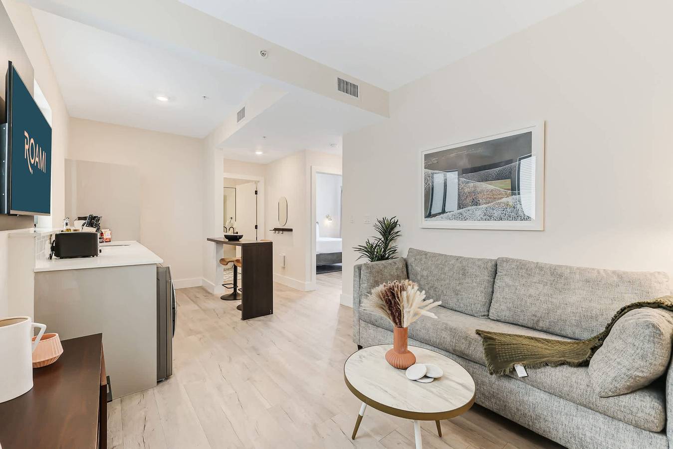 Appartamento intero, Roami at The Palace   2 Bedroom   Queen in Miami, Florida