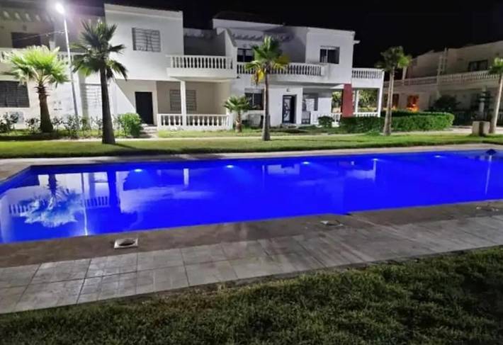 Villa pour 6 personnes, avec piscine ainsi que jardin et vue, animaux acceptés