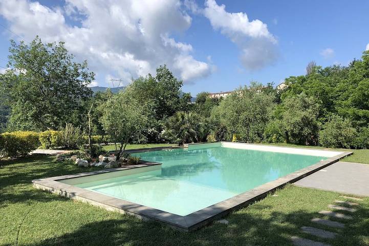 Ferienhaus für 20 Personen, mit Garten und Balkon