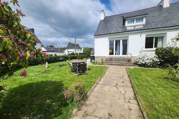Gîte pour 6 personnes, avec jardin à Plouay