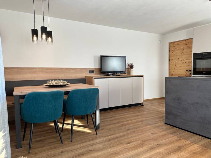 Ganze Wohnung, Kerschbama Farm Apartment Peppe mit Bergblick, Gemeinschaftsgarten und Wlan in Niederolang, Olang