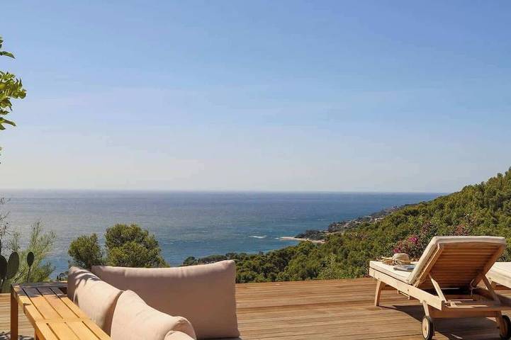 Villa pour 12 personnes, avec jardin et piscine à Carqueiranne