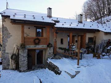 Maison de campagne pour 2 personnes, avec vue ainsi que balcon et jardin à Limone Piemonte