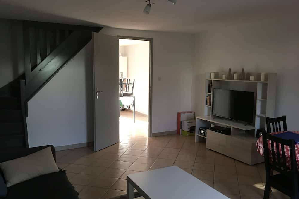Entire apartment, Luxeuil center ⭐Calme⭐Parking⭐Idéal Curists / Professionals in Luxeuil-les-Bains, Haute-Saône