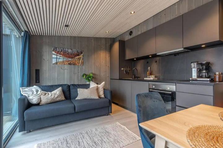 Gîte pour 4 personnes, avec vue et balcon, animaux acceptés dans Henningsvær - 2