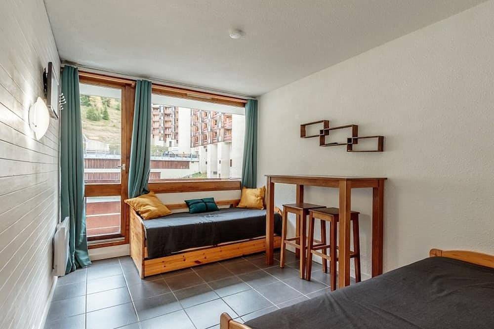 Apartamento entero, Estudio Renovado en Plagne Bellecôte con Piscina y Acceso Fácil a Telesilla in La Plagne, La Plagne-Tarentaise