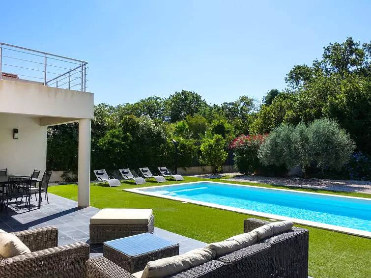 Villa voor 8 Personen in Bormes-les-Mimosas, Toulon regio