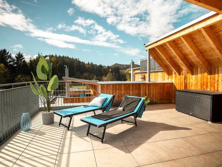 Ferienwohnung für 6 Personen, mit Balkon und Terrasse sowie Garten