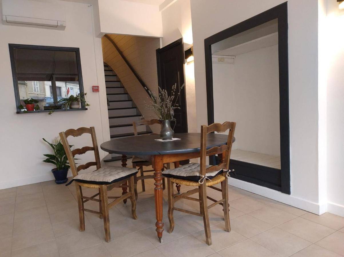 Chambre double Le Lion d'Or in Nérondes, Saint-Amand-Montrond