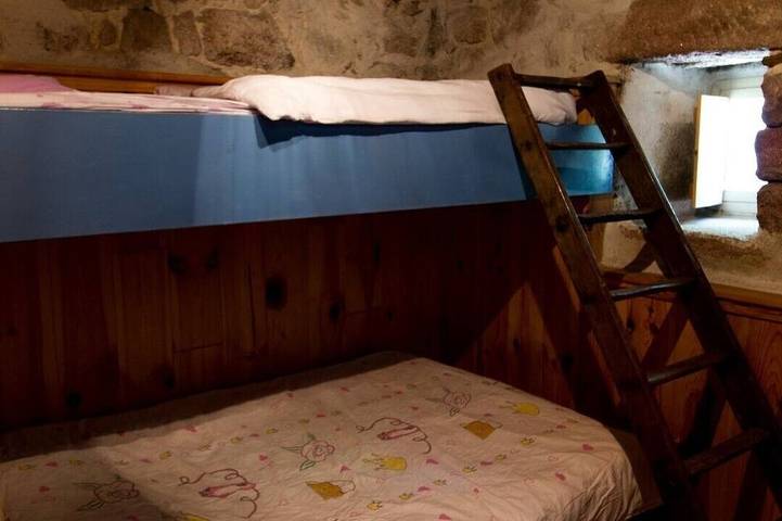 Location de vacances pour 5 personnes, avec piscine ainsi que jardin et terrasse à Hautefage - 3