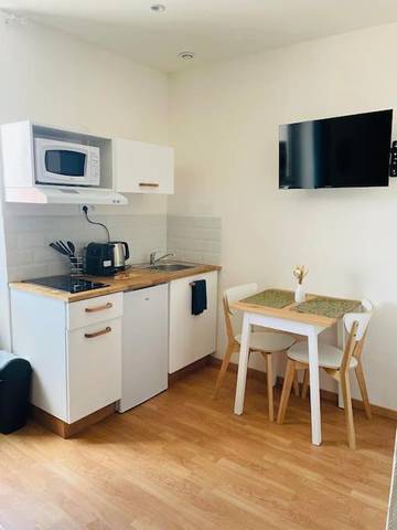 Gîte pour 2 personnes, avec terrasse et jardin à Castres