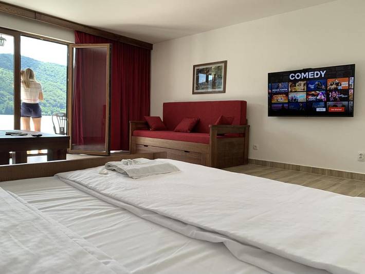 Apartament wakacyjny dla 2 osób, z Balkon i Taras oraz Ogród i Widok w Serbia