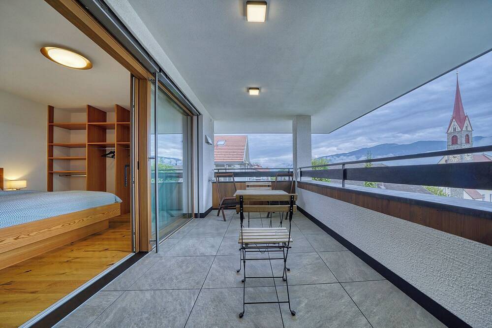 Ganze Wohnung, Apartment mit Blick auf die umliegenden Gebirge in Pfalzen, Dolomiti Superski