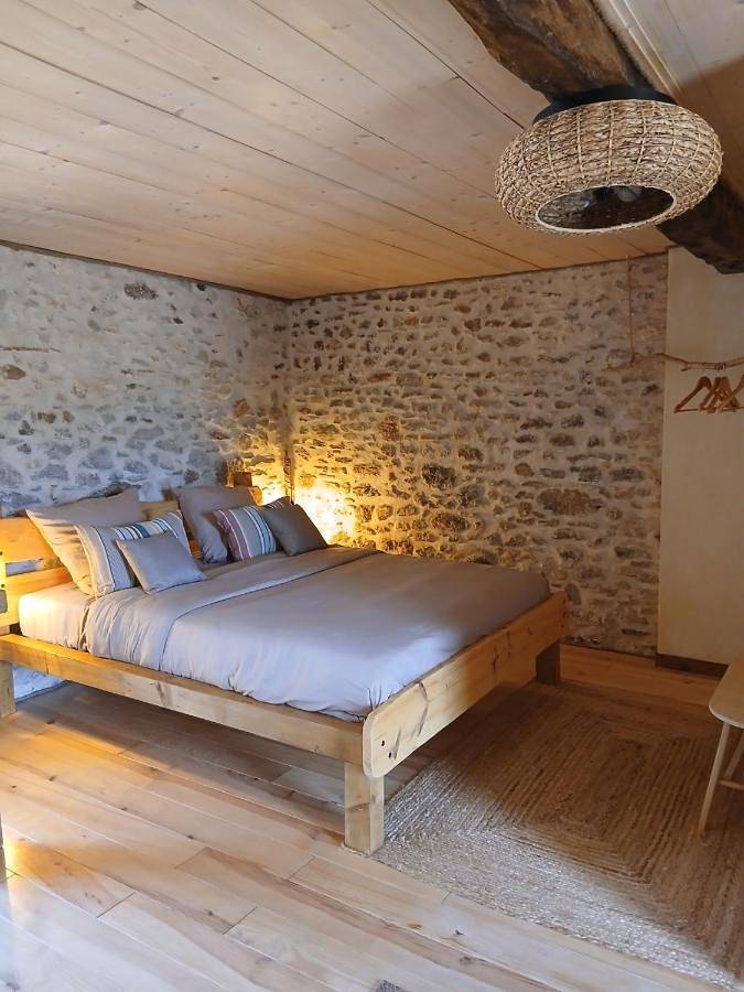 Chambre d’hôte pour 2 personnes, avec Terrasse ainsi que Jardin et Vue