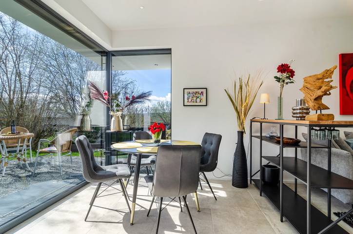Ganze Wohnung, Ferienwohnung 'Design Mettnaublick' mit Seeblick, privater Terrasse und Wlan in Radolfzell am Bodensee, Untersee