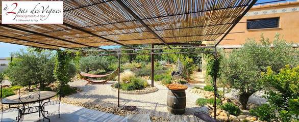 Gîte pour 4 personnes, avec jardin ainsi que jacuzzi et sauna à Châteauneuf-du-Pape