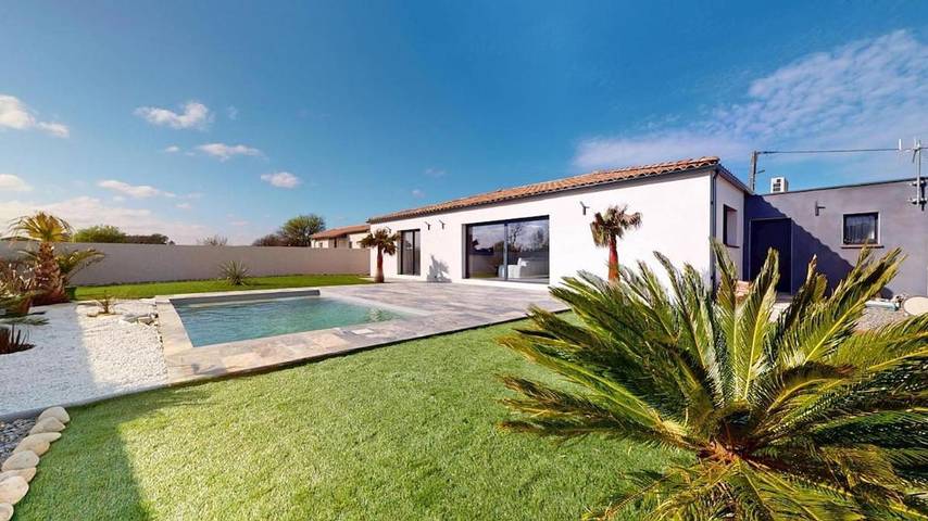 Location de vacances pour 9 personnes, avec Terrasse et Jardin ainsi que Piscine et Vue à Villegailhenc