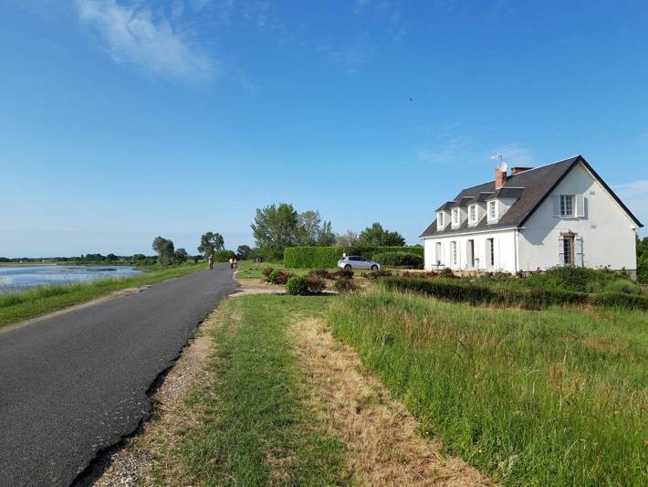 Location de vacances pour 3 personnes, avec vue et jardin à Saint-Benoît-sur-Loire - 2
